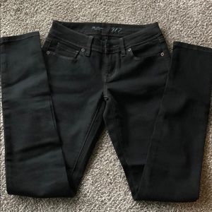 The limited 917 skinny jeans